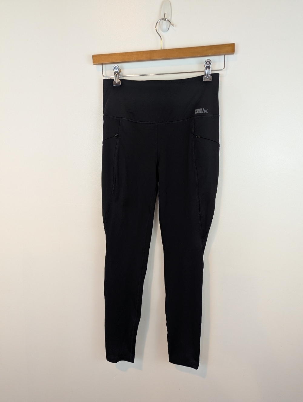 Eddie Bauer Women's Black Leggings, Sz Sm